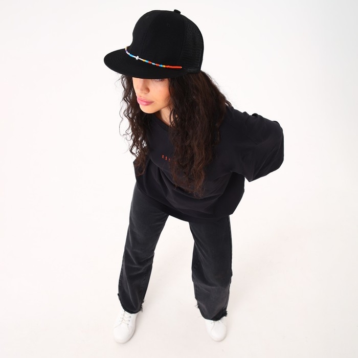 Кепка женская с прямым козырьком &laquo;Крутой&raquo;, цвет чёрный, сетка, р-р 56, с бусами