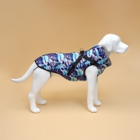 Куртка для собак со шлейкой, размер 4XL ( ДС 55 см, ОШ 52 см, ОГ 70 см), камуфляжная