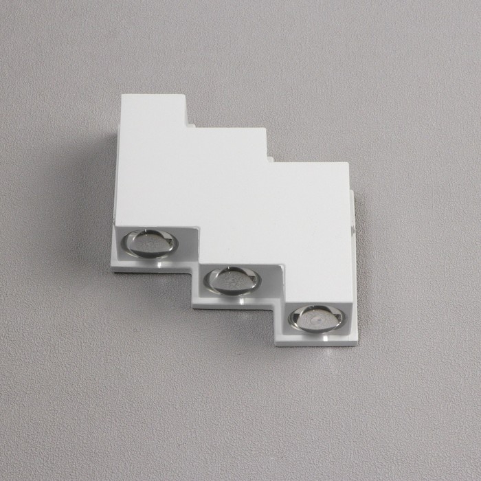 Светильник фасадный &laquo;Луч&raquo;, FSD-011, 6 Вт, 3000К, 3 луча, IP65, 220 В, металл, белый