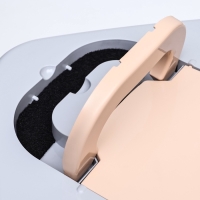 Туалет-домик угловой для кошек закрытый с дверцей 57*46*37 см, бежево-серый