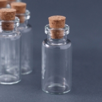 Бутылочка с пробкой, стекло, прозрачная 3 мл набор 12 шт 3,5х1,6х1,6 см Бутылочка с пробкой, стекло, прозрачная 3 мл набор 12 шт 3,5х1,6х1,6 см