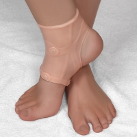 Силиконовый бандаж на голеностоп, с магнитами, 12,5 × 7 см, цвет бежевый Силиконовый бандаж на голеностоп, с магнитами, 12,5 × 7 см, цвет бежевый