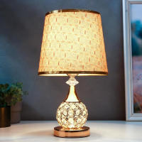 Лампа настольная "Блеск" 220V E27 переключатель, диоды золотая 41х26х26 см RISALUX Лампа настольная "Блеск" 220V E27 переключатель, диоды золотая 41х26х26 см RISALUX