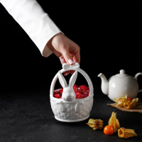 Конфетница Доляна &laquo;Зайка&raquo;, 12&times;12&times;14,7 см, цвет белый