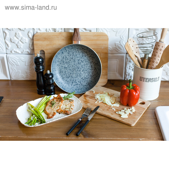 Блюдо керамическое &laquo;Жемчуг&raquo;, 28&times;18 см, цвет белый