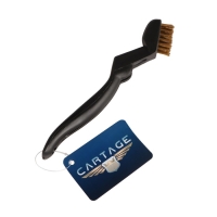 Щетка металлическая для чистки автомобиля 17 см Щетка металлическая для чистки автомобиля 17 см