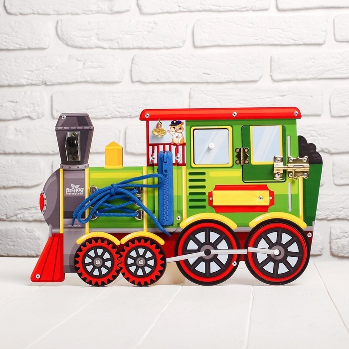 Бизиборд &laquo;Зелёный паровоз&raquo;