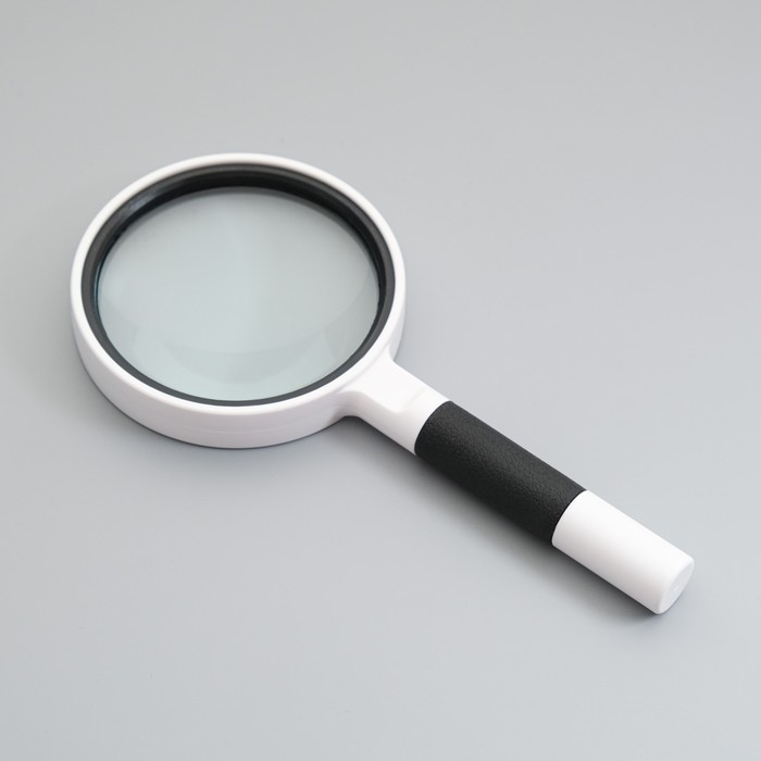 Лупа 4х, классическая, d=8,5см, 18*9см Лупа 4х, классическая, d=8,5см, 18*9см