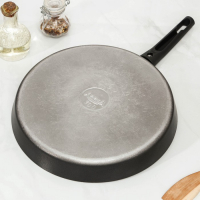 Сковорода &laquo;Дарья&raquo;, d=30 см, съёмная ручка, антипригарное покрытие, цвет чёрный