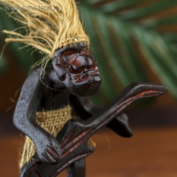 Сувенир &laquo;Абориген-гитарист&raquo;, 16&times;10&times;8 см, дерево