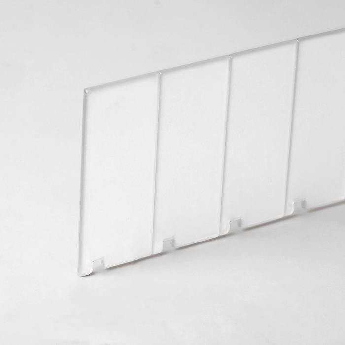 Пластиковый обламывающийся разделитель c передним ограничителем 60 мм, 185-385&times;20&times;60 мм