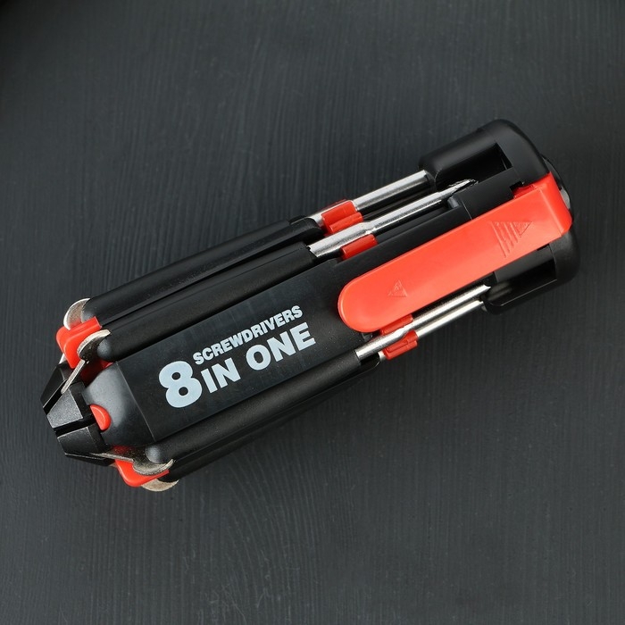 Фонарик-мультитул &laquo;В любой ситуации&raquo;, 8 в 1