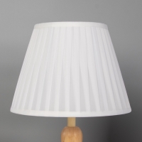 Лампа настольная BayerLux ЭКО "Анна" 1х40Вт Е27 белый/коричневый 30х30х47см Лампа настольная BayerLux ЭКО "Анна" 1х40Вт Е27 белый/коричневый 30х30х47см