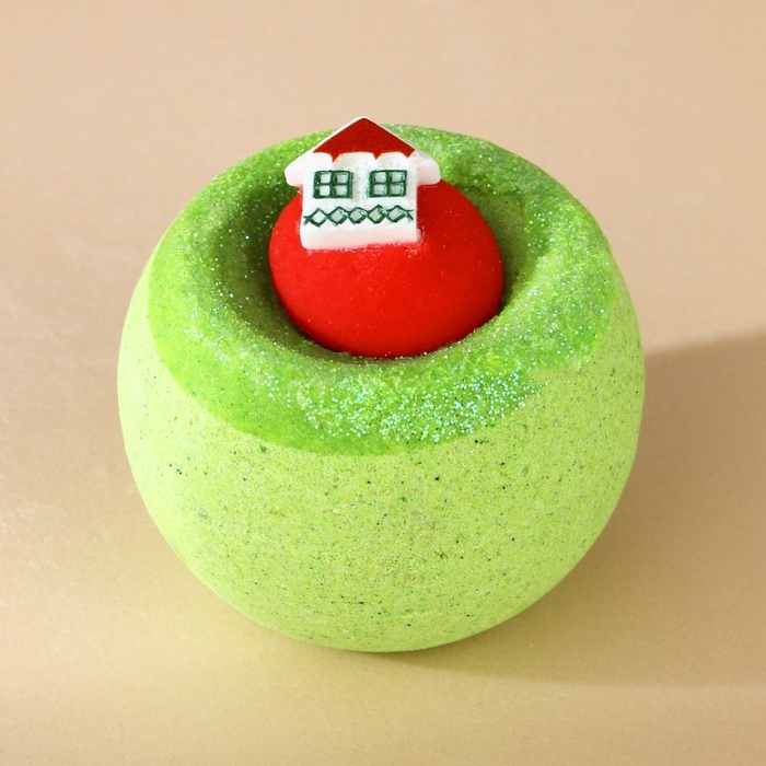 Новый Год. Бомбочка для ванны с игрушкой, 140 г, микс