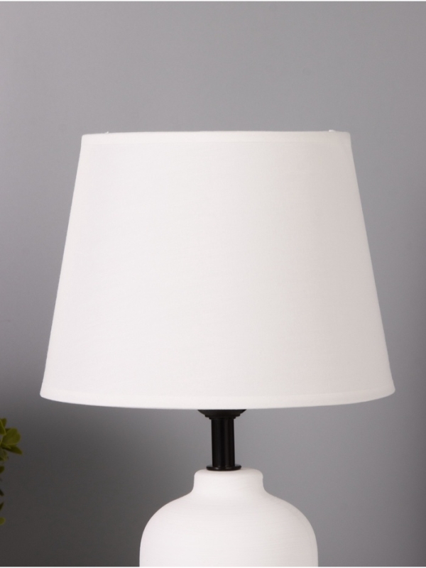 Лампа настольная Лампа настольная "Никс" 1х40Вт Е27 белый 20х20х30см МОДЕЛЬ: