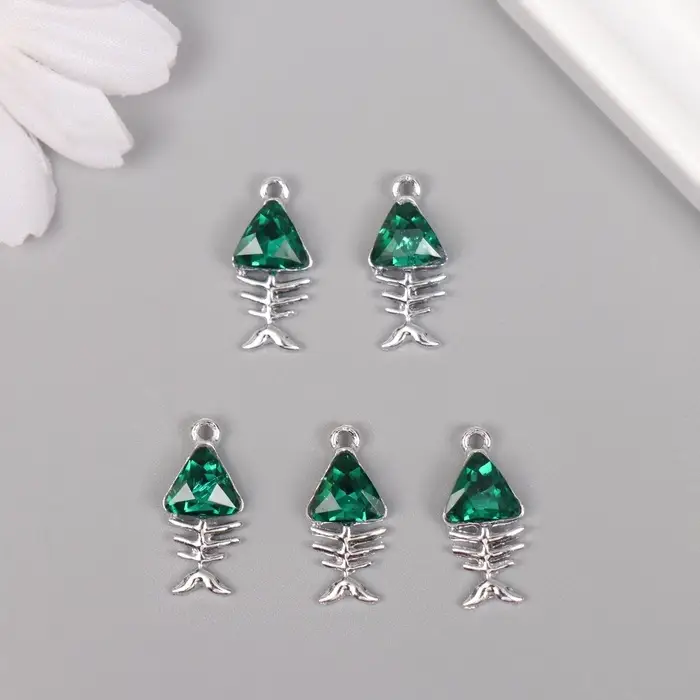 Декор для творчества металл "Скелет рыбы" серебро, зелёный 1,9х0,9х0,5 см