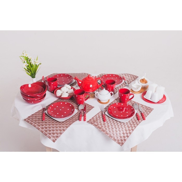 Тарелка квадратная фарфоровая &laquo;Бельё&raquo;, 19&times;19 см