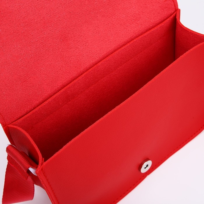 Сумка детская для девочки на магните, цвет красный Сумка детская для девочки на магните, цвет красный