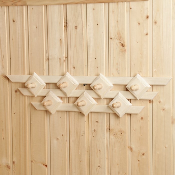 Вешалка Вешалка "Шахматка", 7 крючков, липа, 72х15х8 см