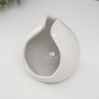 Подсвечник керамика на 1 свечу "Гранат" d=4,5 см белый 10х10х11,5 см