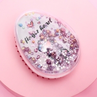 Расчёска - шейкер &laquo;Лапки&raquo;, 5,5 &times; 9 см, цвет МИКС