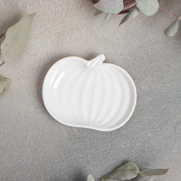 Блюдо фарфоровое Magistro &laquo;Тыковка&raquo;, d=11,2 см, цвет белый