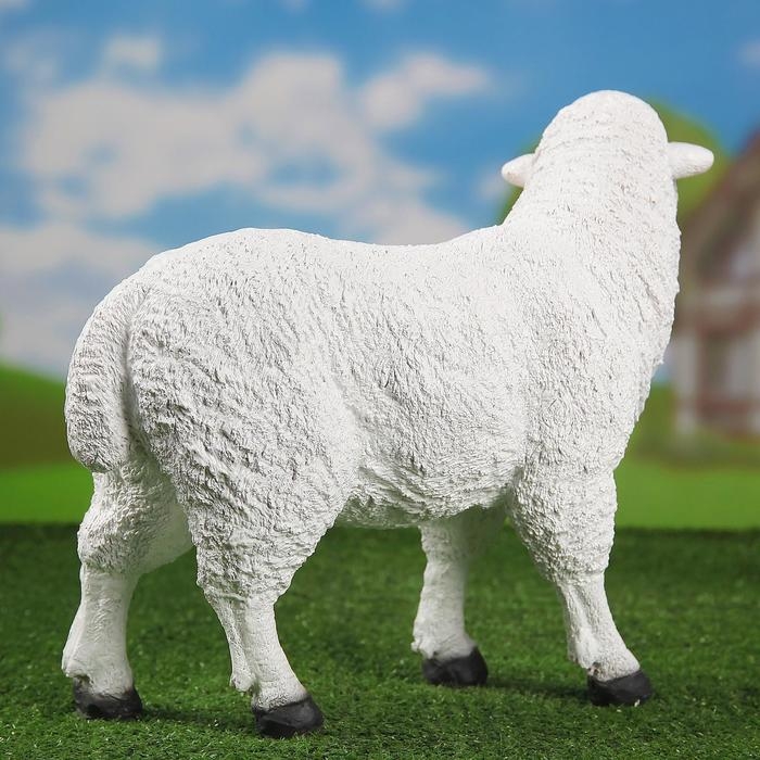 Садовая фигура из полистоуна &laquo;Овечка&raquo;, 33 см