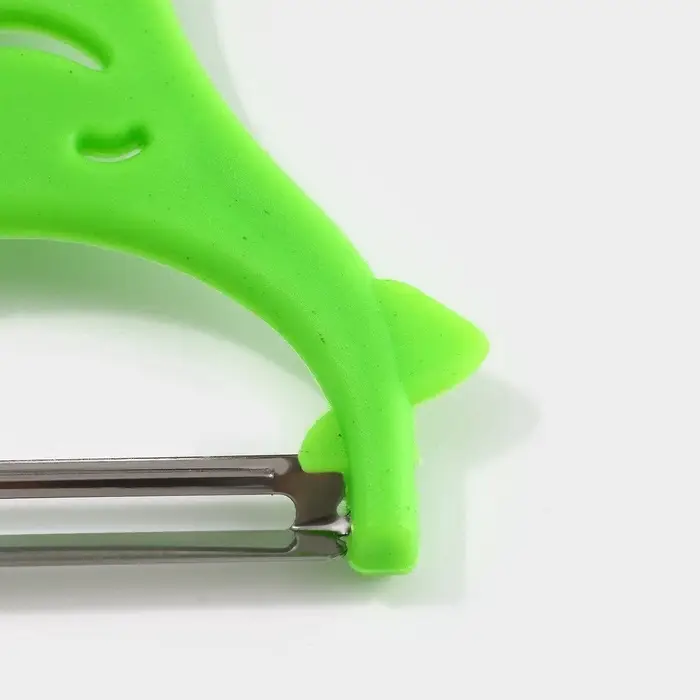 Овощечистка Доляна &laquo;Смайлик&raquo;, 15 см, зелёная