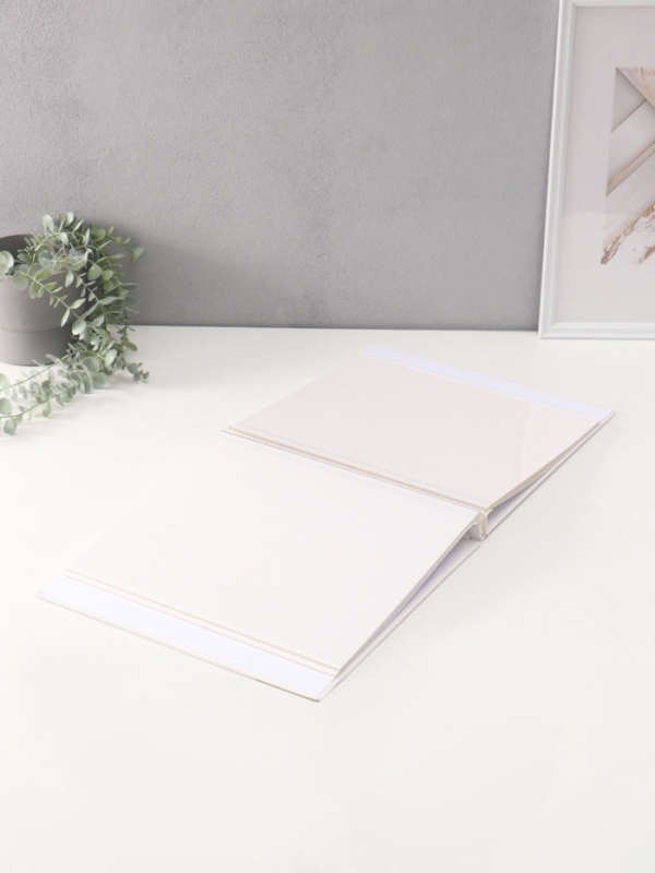 Фотоальбом магнитный 20 листов "Бегемотик с сердечком" кожзам, в коробке 2,6х32х33,5 см