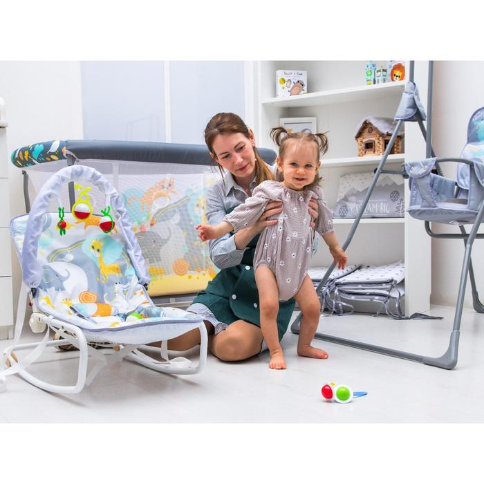 Шезлонг - качалка для новорождённых &laquo;Веселые зверята&raquo;, игровая дуга, игрушки МИКС