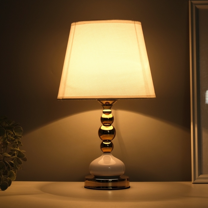 Лампа настольная "Суть" 1х40Вт Е27 золото 22х22х36см