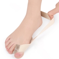 Корректор - разделитель для большого пальца, на манжете, L р-р, цвет бежевый