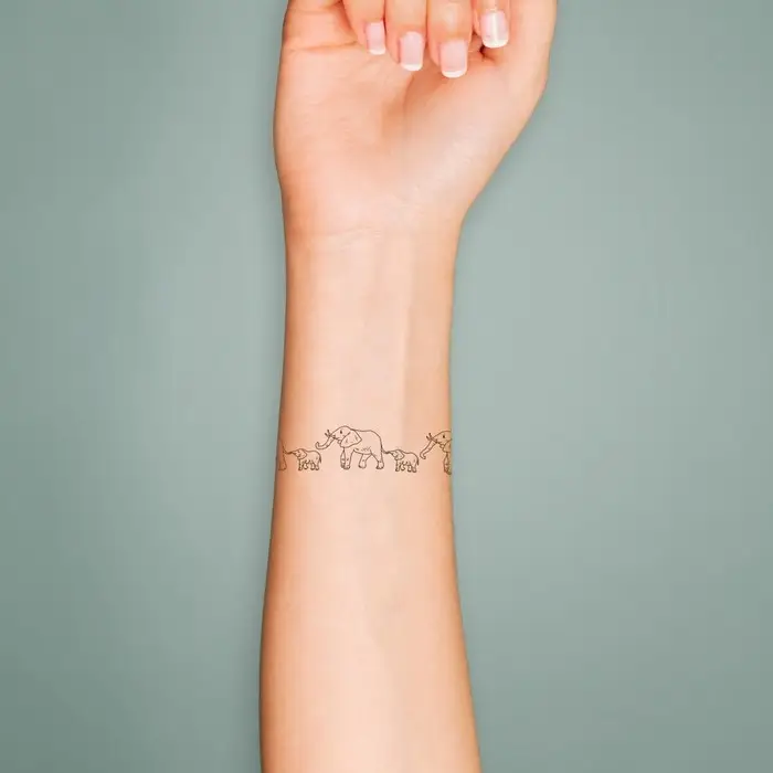 Переводная тату на тело чёрная &laquo;Браслет. Слоны&raquo;, 20&times;3 см
