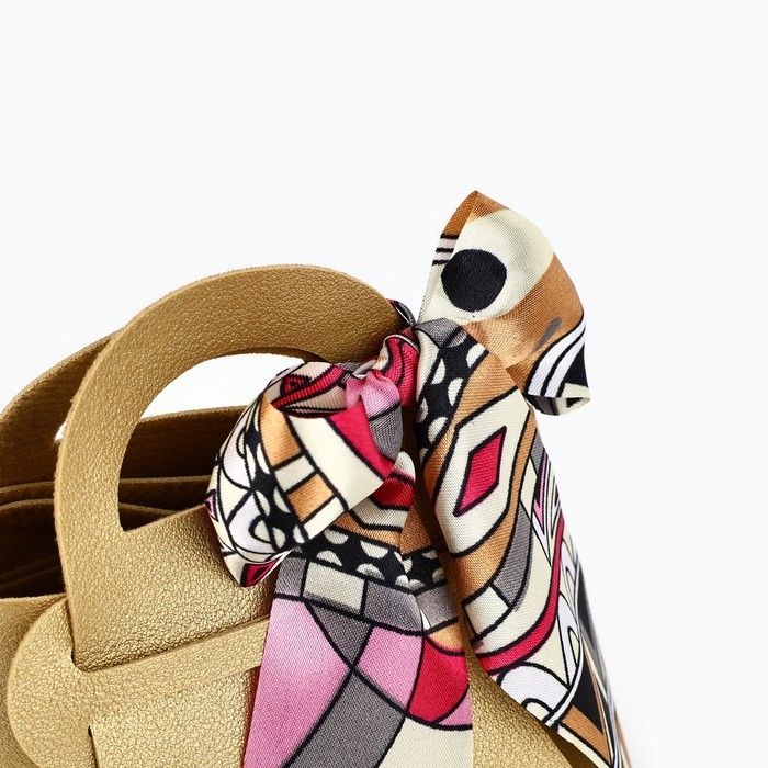 Сумочка подарочная «Золотая», 12 х 13 х 5.5 см Сумочка подарочная «Золотая», 12 х 13 х 5.5 см