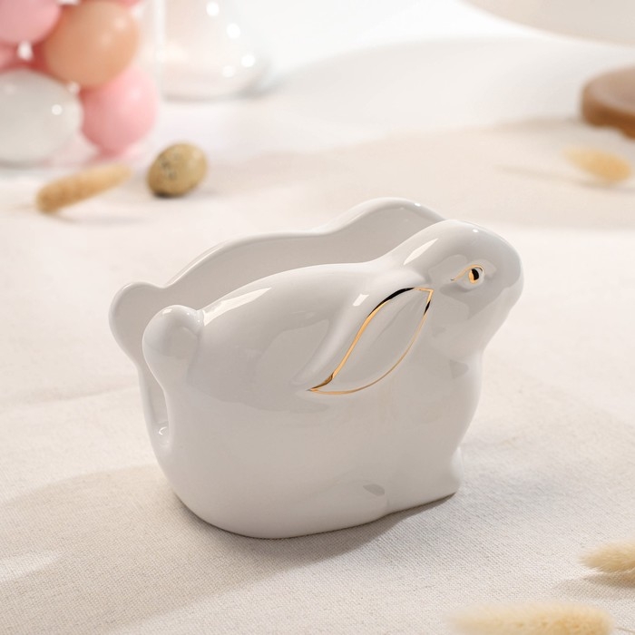 Салфетница Доляна &laquo;Зайка в золотом&raquo;, 12&times;7&times;8,5 см, цвет белый