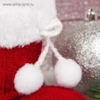 Подарочная упаковка &laquo;Сапожок&raquo;, вязаный с помпонами, красный