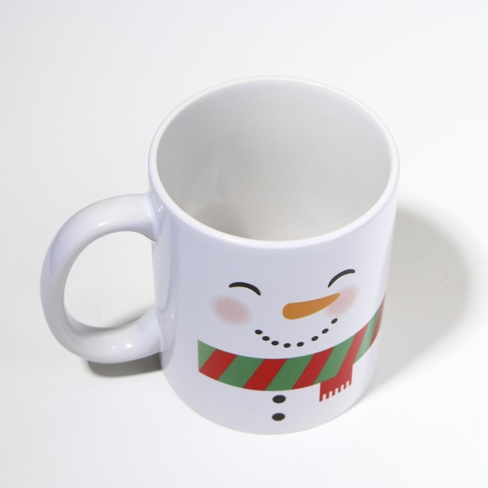Новый год. Кружка керамическая &laquo;Снеговик&raquo;, 320 мл, цвет белый
