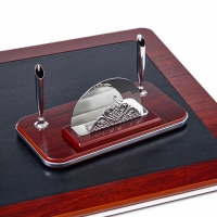 Набор настольный 7в1 (каранд-ца,подст д/ручек,визит-ца,часы Д-009,этажерка,нож канц,подст,) Набор настольный 7в1 (каранд-ца,подст д/ручек,визит-ца,часы Д-009,этажерка,нож канц,подст,)