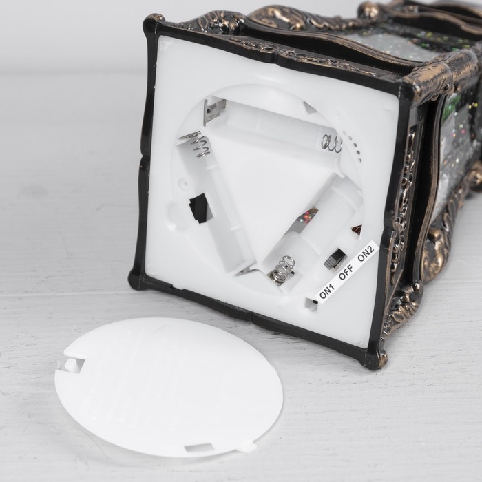 Светодиодная фигура «Телефон с Дедом Морозом» 13 × 26 × 11 см, пластик, батарейки ААх3 (не в комплекте), USB, свечение тёплое белое Светодиодная фигура «Телефон с Дедом Морозом» 13 × 26 × 11 см, пластик, батарейки ААх3 (не в комплекте), USB, свечение тёплое белое