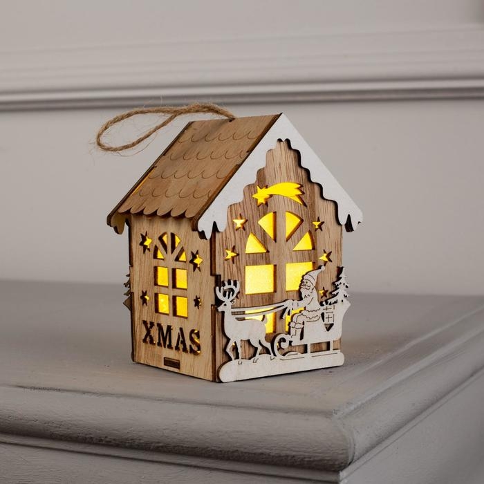Ёлочная игрушка &laquo;Домик с Дедом Морозом на санках&raquo;, от батареек, свечение тёплое белое