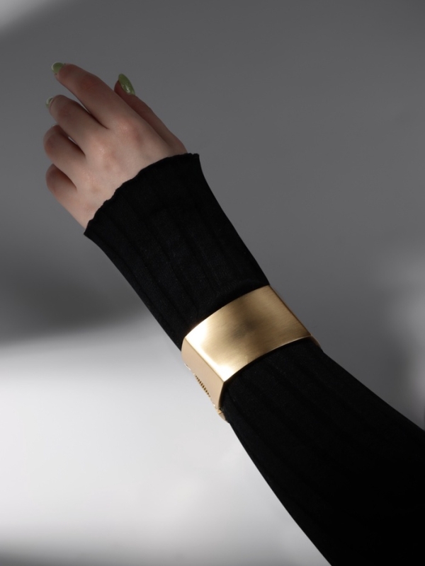 Браслет металл &laquo;Манжета&raquo; квадратный, цвет золото