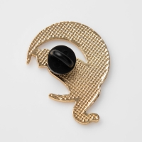 Значок &laquo;Кот на Луне&raquo;, цвет чёрный в золоте