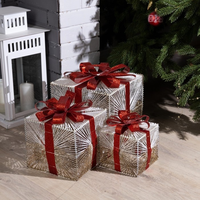 Светодиодная фигура «Подарки с золотистой нитью» 15, 20, 25 см, текстиль, металл, батарейки ААх2 (не в комплекте), свечение тёплое белое Светодиодная фигура «Подарки с золотистой нитью» 15, 20, 25 см, текстиль, металл, батарейки ААх2 (не в комплекте), свечение тёплое белое