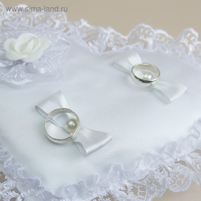 Подушечка для колец &laquo;Сердце&raquo;, белая