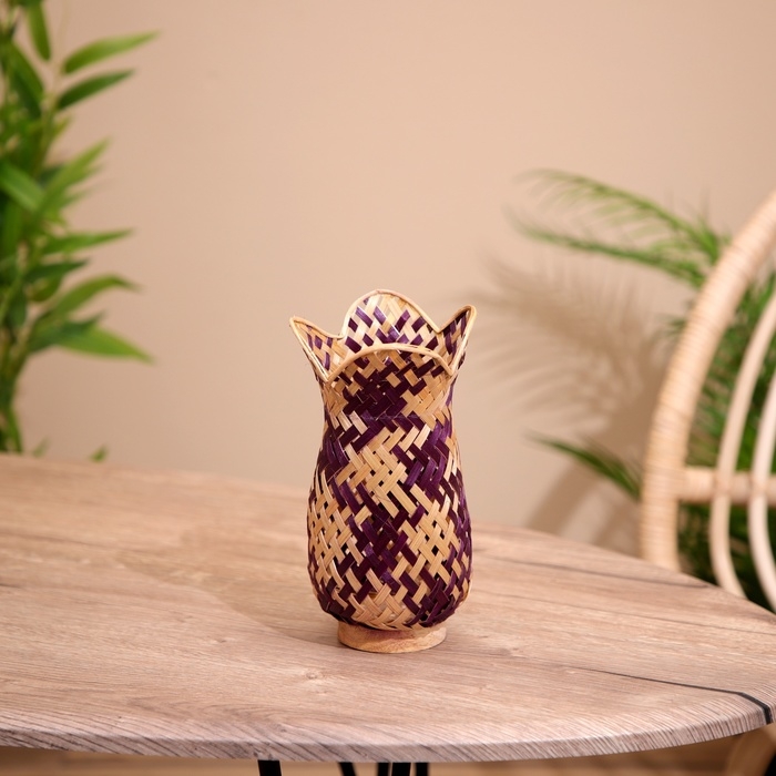 Вазочка плетёная, из бамбука 11х11х17 см Вазочка плетёная, из бамбука 11х11х17 см