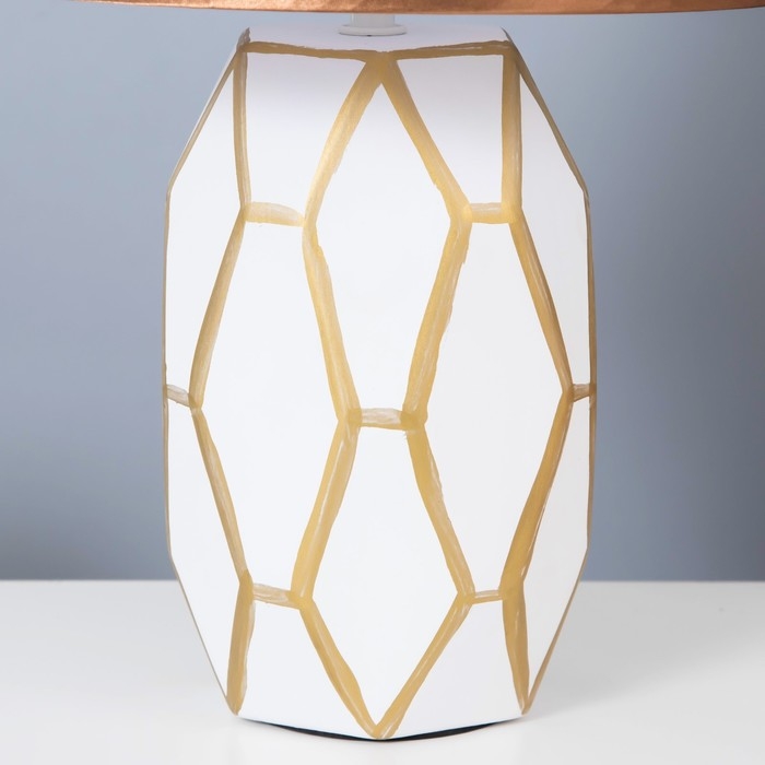 Настольная лампа "Сантано" E14 40Вт бело-золотой 20х25х39 см RISALUX