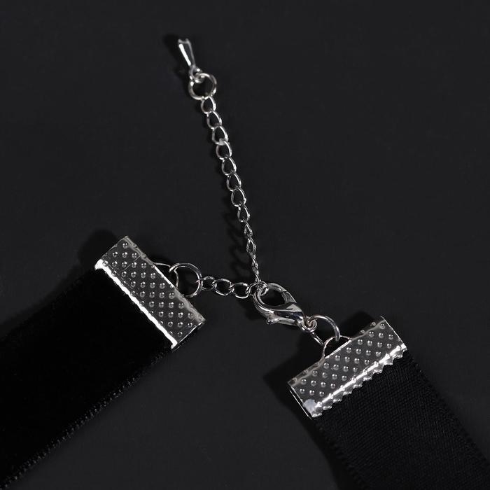 Чокер &laquo;Стразинка&raquo; кружок, цвет белый в серебре, 33 см