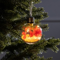 Ёлочный шар &laquo;Красные лепестки&raquo;, батарейки, 5 LED, свечение тёплое белое