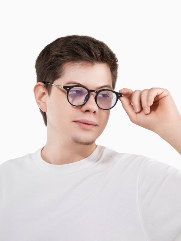 Очки компьютерные антиблик дужка 14.5 см, ширина 10.6 см, линза 4.6&times;4.5 см