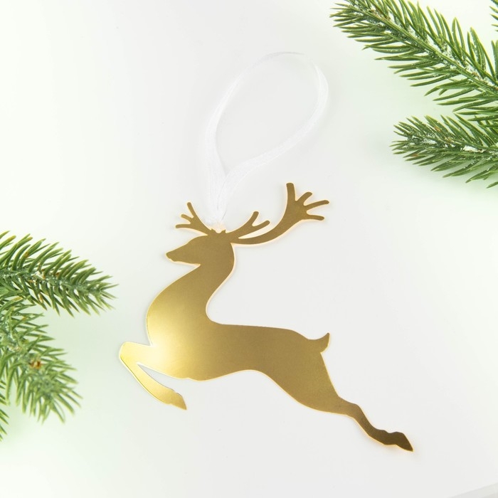 Ёлочная игрушка новогодняя &laquo;Олень&raquo;, на Новый год, 9.8 х 8.8 см.